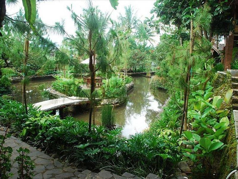 Bukit Alamanda Resort Garut Exterior photo
