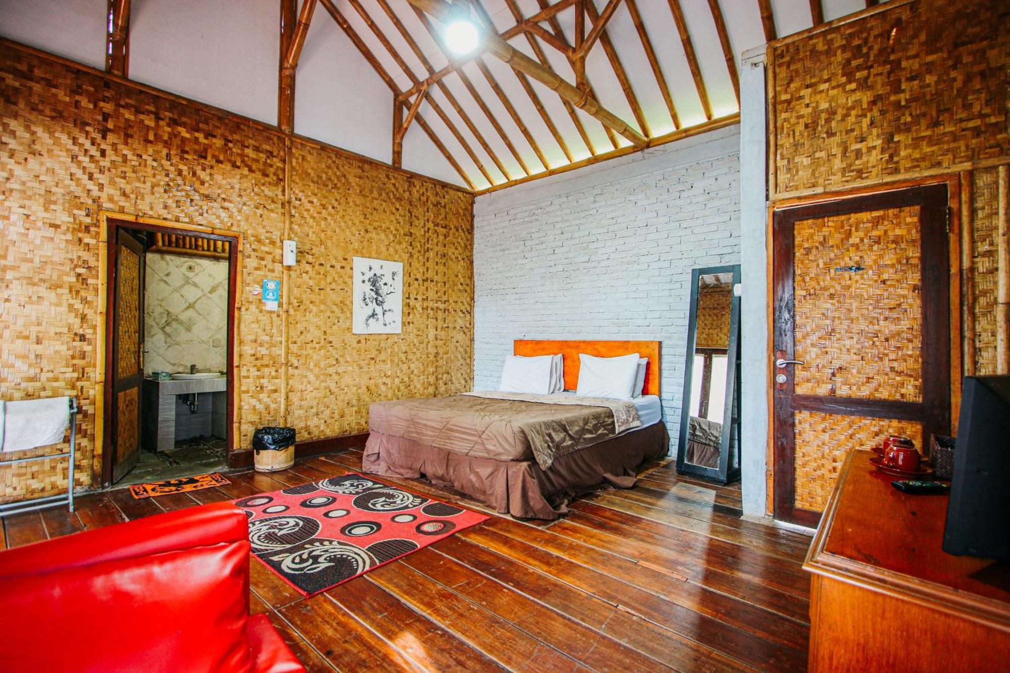 Bukit Alamanda Resort Garut Exterior photo